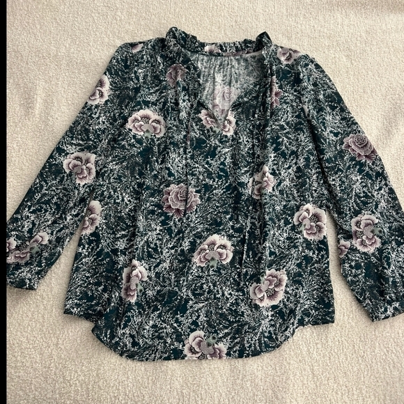 LOFT green floral long sleeve top - Picture 5 of 12